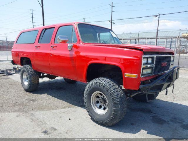  Salvage GMC Suburban