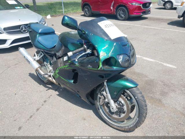  Salvage Kawasaki Zx750