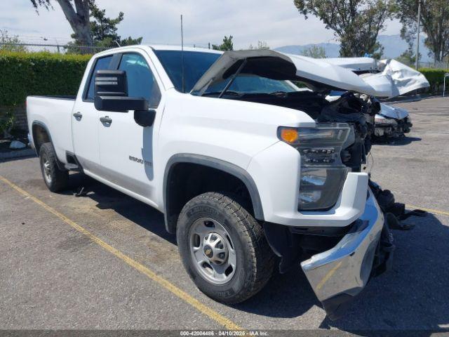  Salvage Chevrolet Silverado 2500