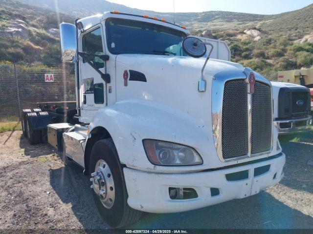  Salvage Kenworth Construction
