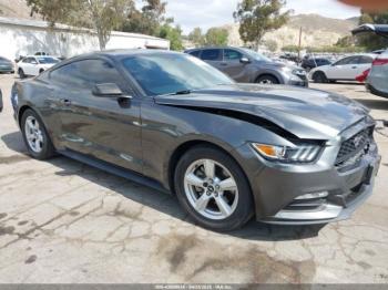  Salvage Ford Mustang