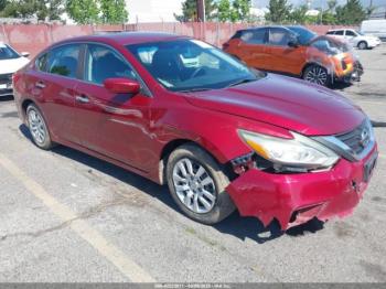  Salvage Nissan Altima