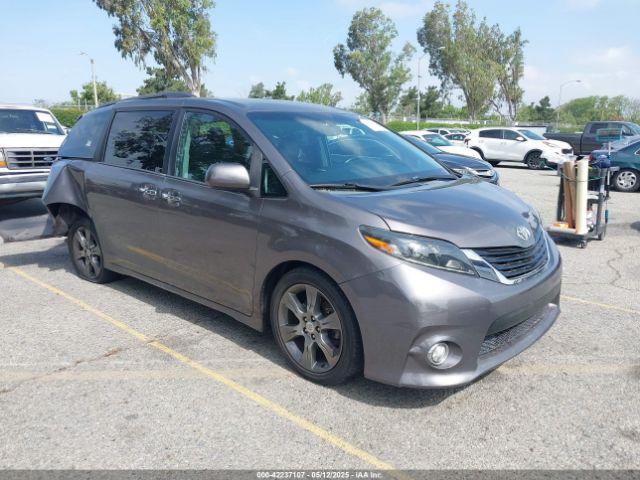  Salvage Toyota Sienna