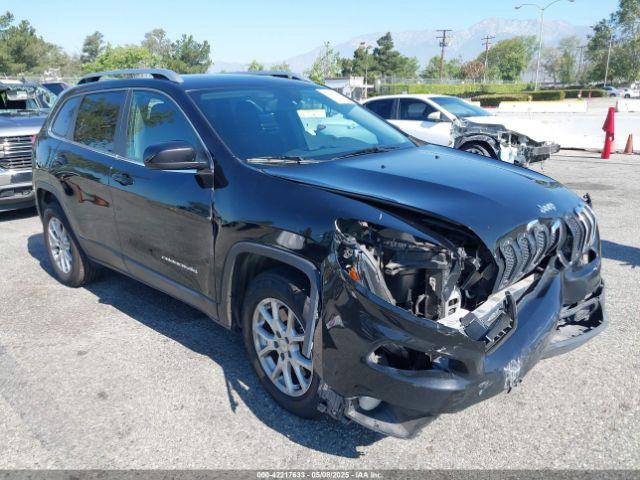  Salvage Jeep Cherokee