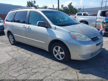  Salvage Toyota Sienna