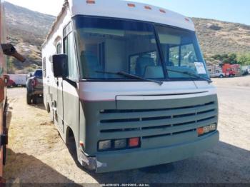  Salvage Chevrolet P30