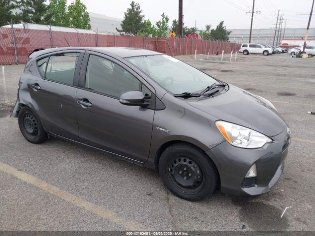  Salvage Toyota Prius c