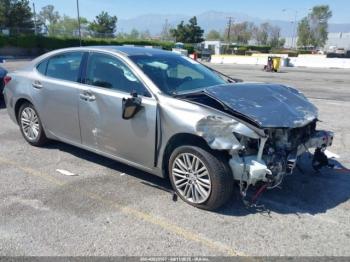  Salvage Lexus Es