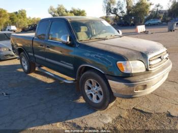  Salvage Toyota Tundra
