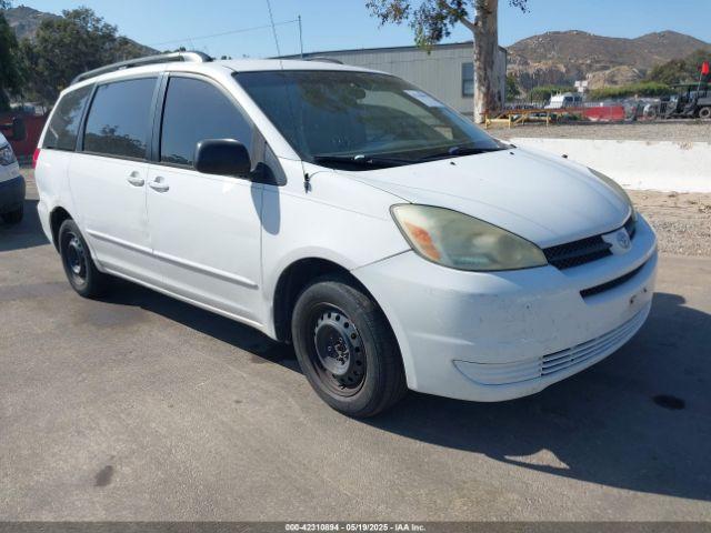  Salvage Toyota Sienna