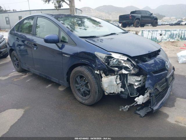  Salvage Toyota Prius