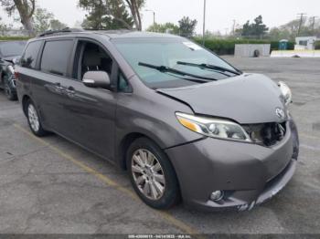 Salvage Toyota Sienna