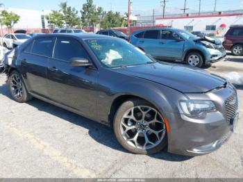  Salvage Chrysler 300