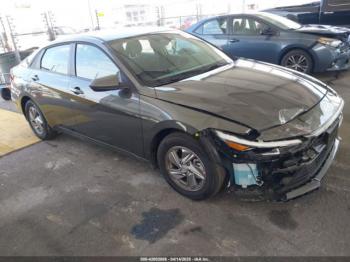  Salvage Hyundai ELANTRA