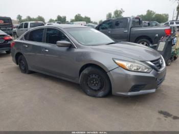  Salvage Nissan Altima
