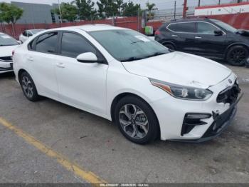  Salvage Kia Forte