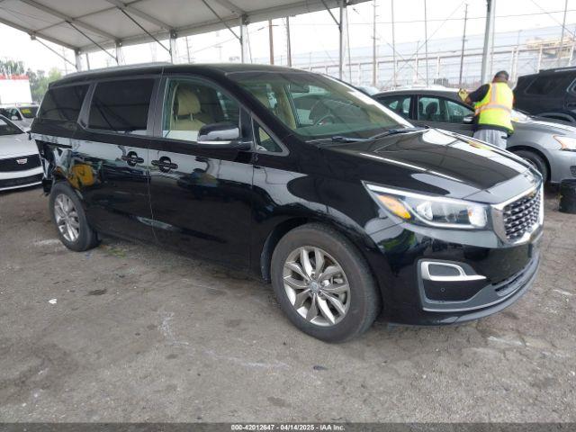  Salvage Kia Sedona