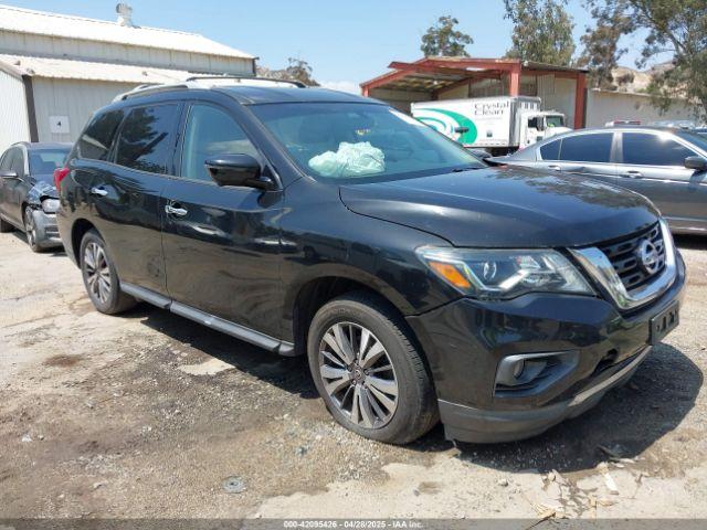  Salvage Nissan Pathfinder