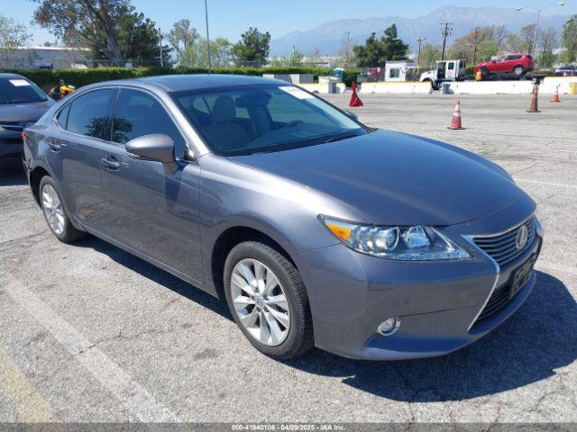  Salvage Lexus Es