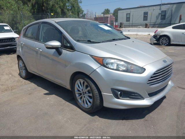  Salvage Ford Fiesta