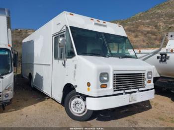  Salvage Workhorse Custom Cha Commercial Chassis
