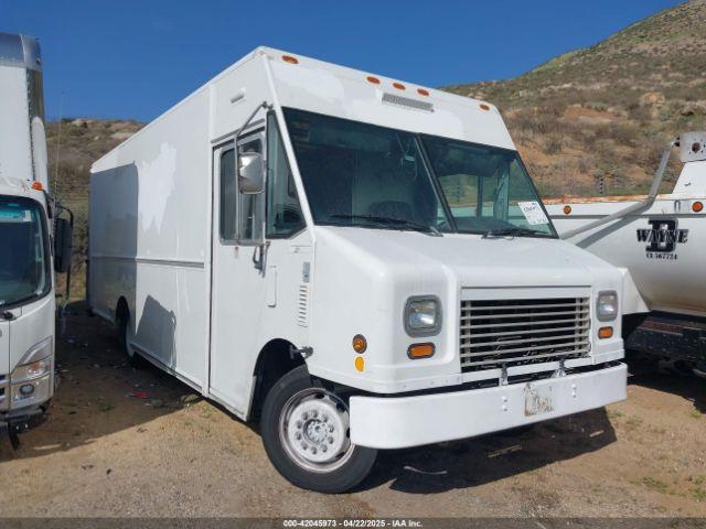  Salvage Workhorse Custom Cha Commercial Chassis
