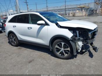  Salvage Kia Sorento
