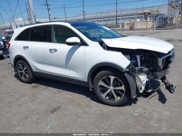  Salvage Kia Sorento