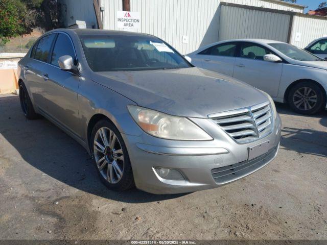  Salvage Hyundai Genesis