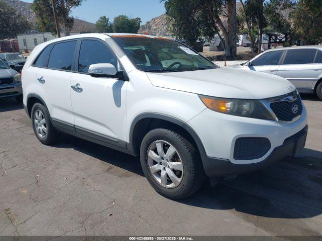  Salvage Kia Sorento
