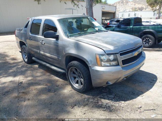  Salvage Chevrolet Avalanche 1500