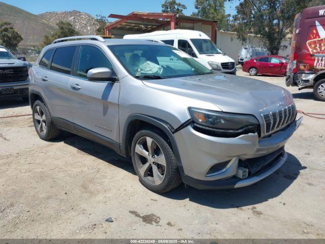  Salvage Jeep Cherokee