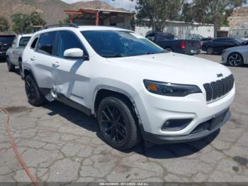  Salvage Jeep Cherokee