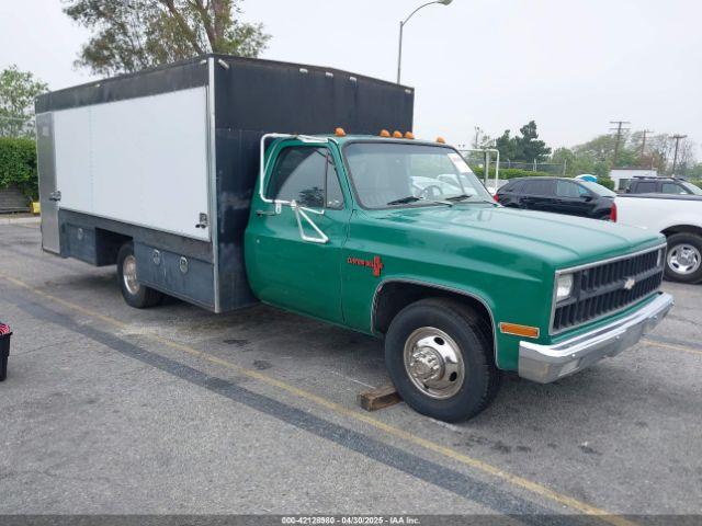  Salvage Chevrolet C30