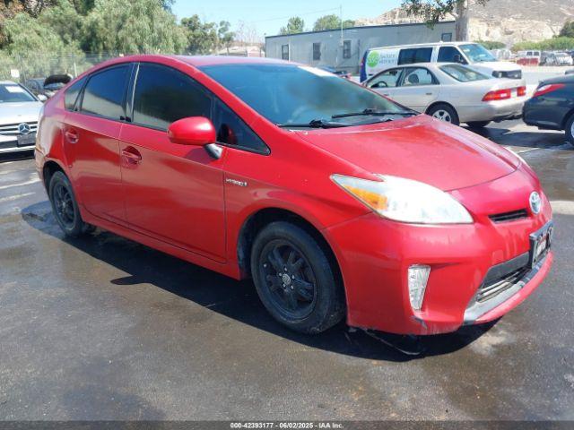  Salvage Toyota Prius