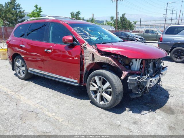  Salvage Nissan Pathfinder
