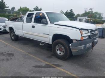  Salvage Chevrolet Silverado 2500