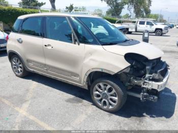 Salvage FIAT 500L