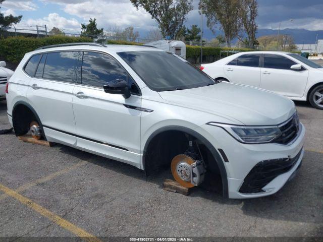  Salvage Volkswagen Tiguan