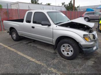  Salvage Toyota Tacoma