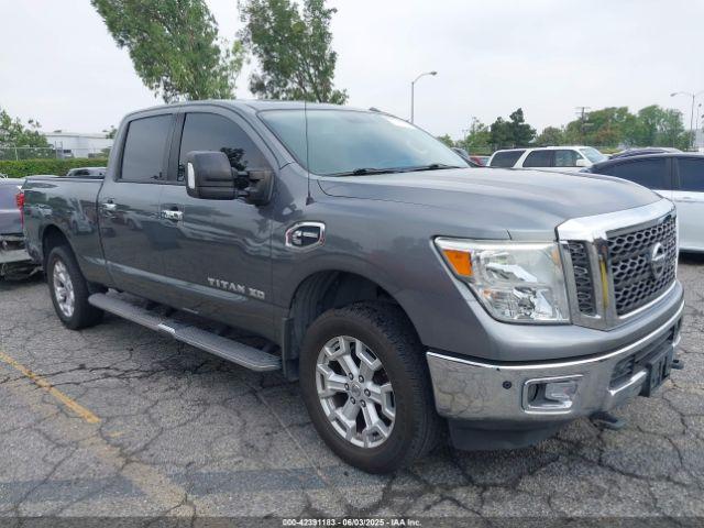  Salvage Nissan Titan