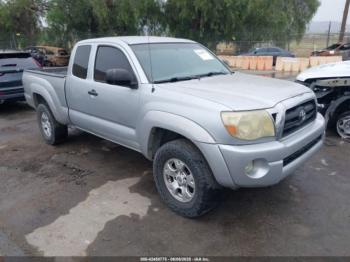  Salvage Toyota Tacoma