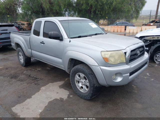  Salvage Toyota Tacoma