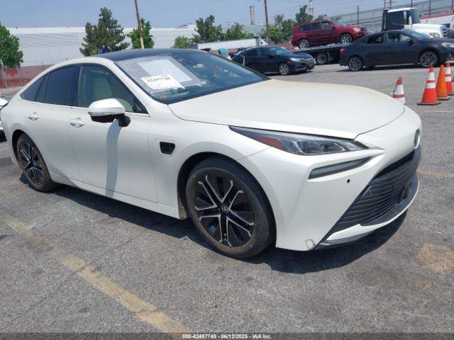  Salvage Toyota Mirai