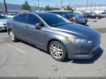  Salvage Ford Fusion