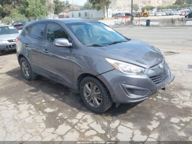  Salvage Hyundai TUCSON