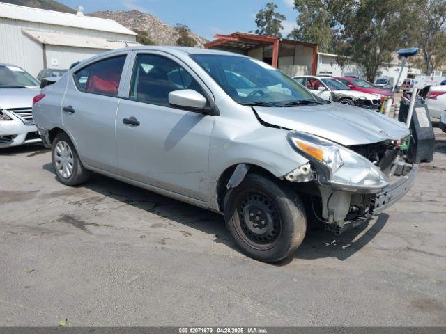  Salvage Nissan Versa