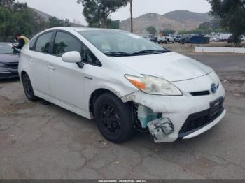  Salvage Toyota Prius