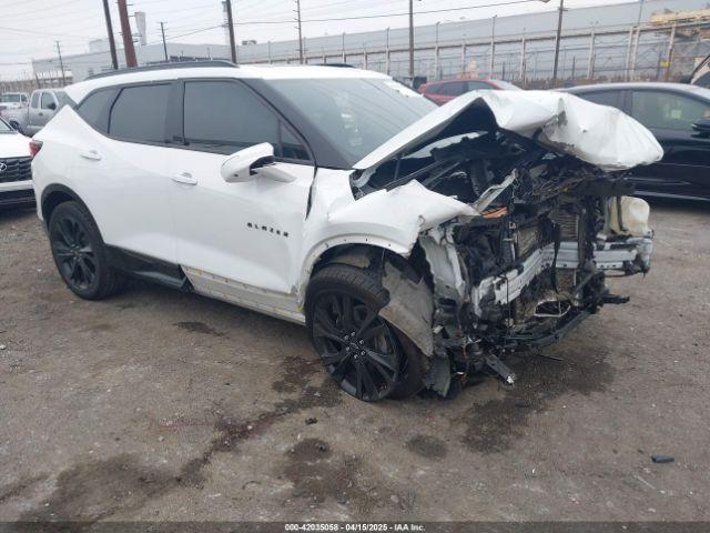  Salvage Chevrolet Blazer