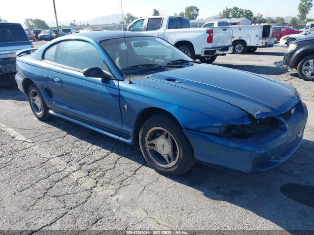 Salvage Ford Mustang